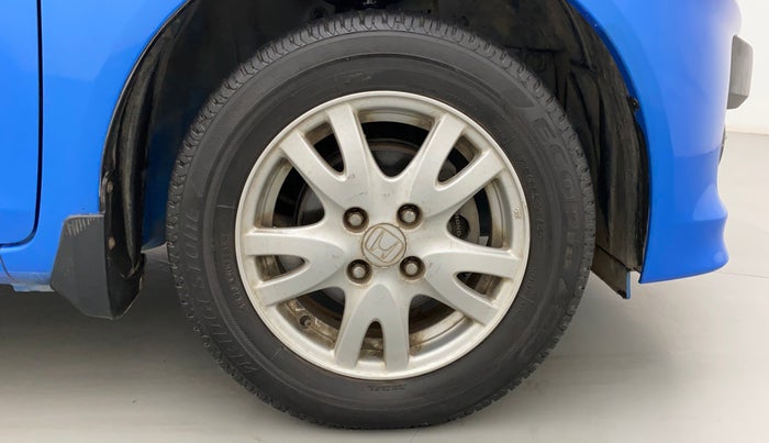 2012 Honda Brio V MT, Petrol, Manual, 56,126 km, Right Front Wheel