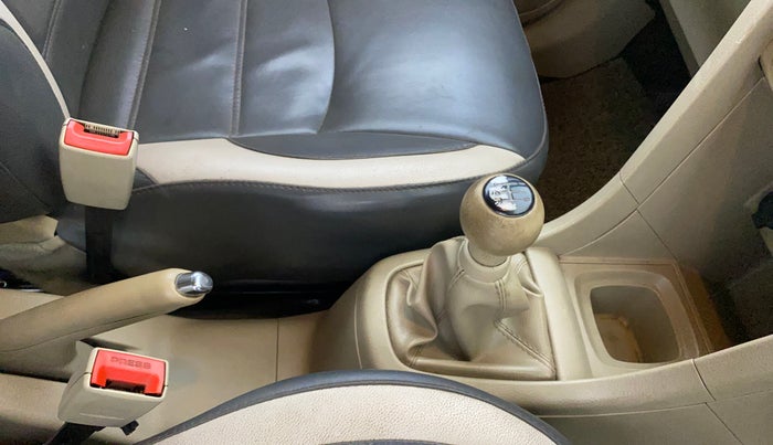 2015 Maruti Ertiga VXI CNG, CNG, Manual, 1,07,500 km, Gear Lever