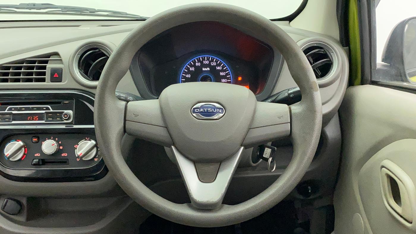 2016 Datsun Redi Go T, Petrol, Manual, 67,109 km, Steering Wheel Close Up