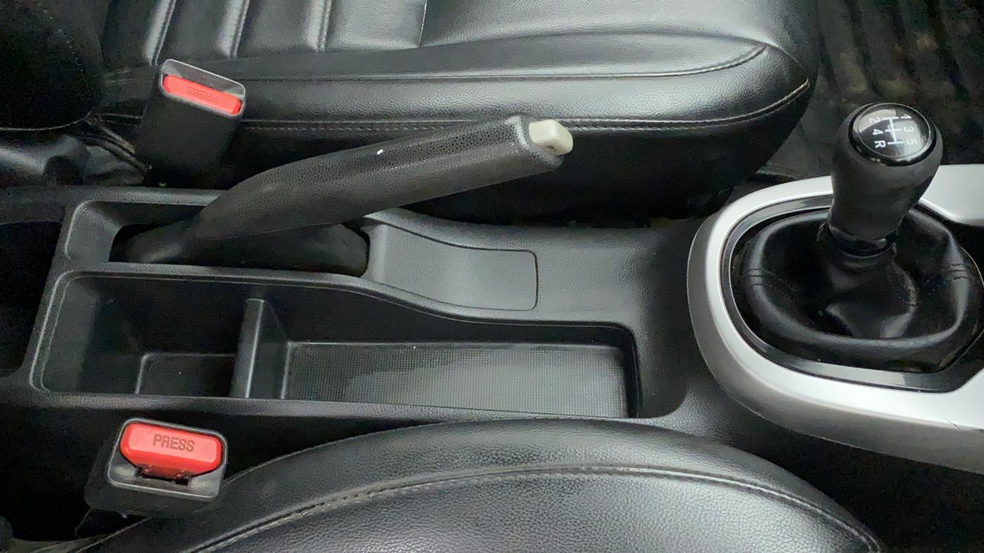 2019 Honda WR-V 1.2L I-VTEC S ALIVE EDITION, Petrol, Manual, 68,859 km, Gear Lever