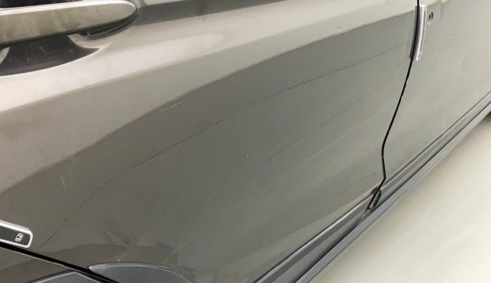 2019 Honda WR-V 1.2L I-VTEC S ALIVE EDITION, Petrol, Manual, 68,859 km, Right rear door - Slightly dented