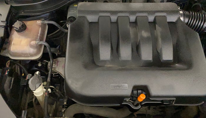 2021 Mahindra XUV700 AX7 Petrol MT 7 STR, Petrol, Manual, 88,529 km, Engine View - Right