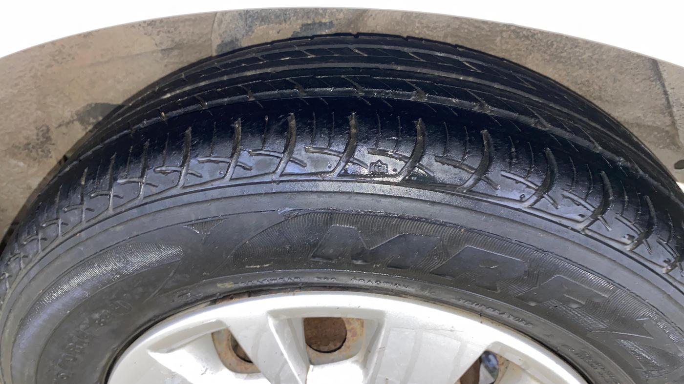 2012 Hyundai i20 MAGNA 1.2, Petrol, Manual, 64,466 km, Left Rear Tyre Tread