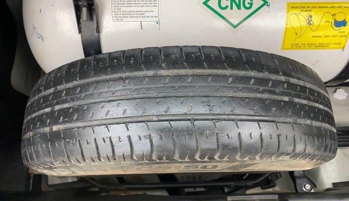 2023 Maruti Swift VXI CNG, CNG, Manual, 71,871 km, Spare Tyre