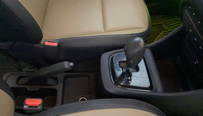 2022 Tata PUNCH CREATIVE 1.2 AMT KAZIRANGA EDITION , Petrol, Automatic, 72,486 km, Gear Lever