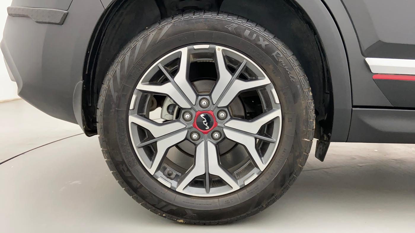 2022 KIA SELTOS GTX PLUS 1.4, Petrol, Manual, 19,141 km, Right Rear Wheel