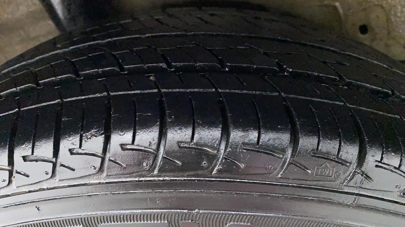 2017 Maruti Celerio ZXI D, Petrol, Manual, 53,069 km, Left Rear Tyre Tread