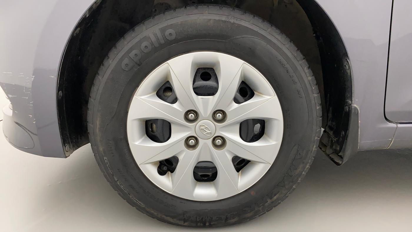 2014 Hyundai Elite i20 SPORTZ 1.2, Petrol, Manual, 22,409 km, Left Front Wheel