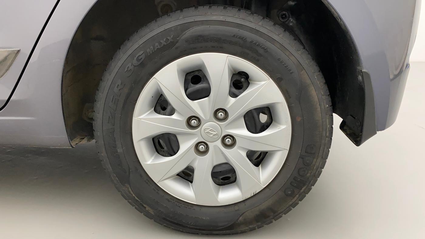 2014 Hyundai Elite i20 SPORTZ 1.2, Petrol, Manual, 22,409 km, Left Rear Wheel