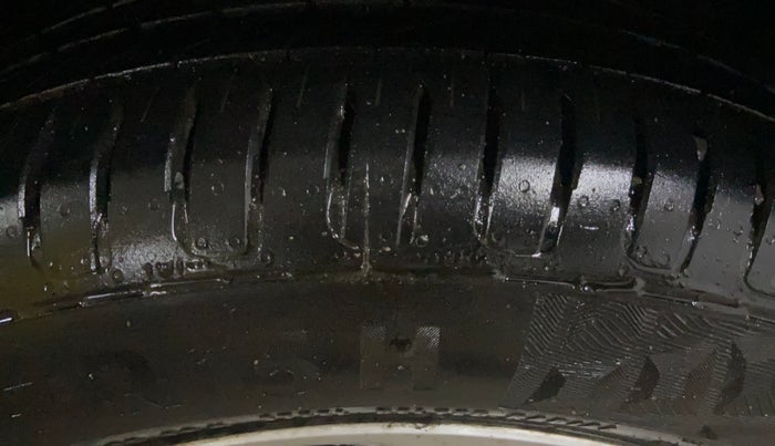 2016 Nissan Micra XV CVT, Petrol, Automatic, 91,356 km, Right Front Tyre Tread