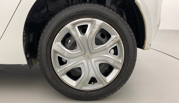 2021 Tata ALTROZ XT PETROL, Petrol, Manual, 46,596 km, Left Rear Wheel