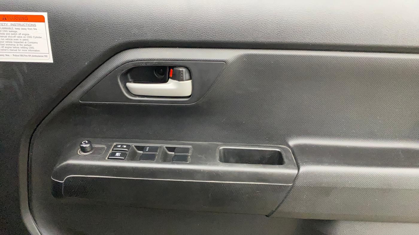 2024 Maruti New Wagon-R VXI CNG 1.0, CNG, Manual, 59,943 km, Driver Side Door Panels Control