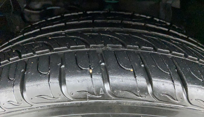 2020 Maruti Vitara Brezza ZDI + AMT, Diesel, Automatic, 18,659 km, Left Front Tyre Tread