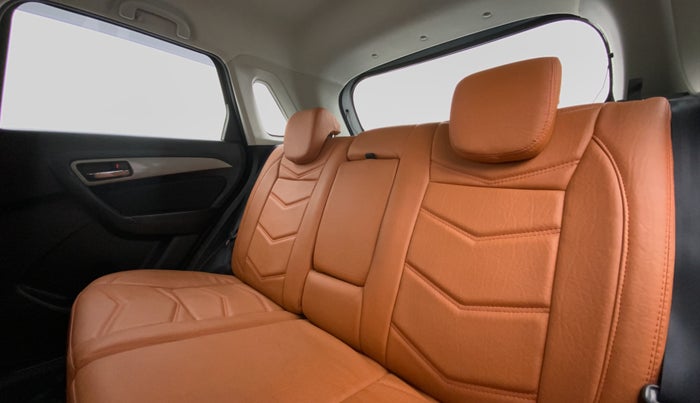 2020 Maruti Vitara Brezza ZDI + AMT, Diesel, Automatic, 18,659 km, Right Side Rear Door Cabin