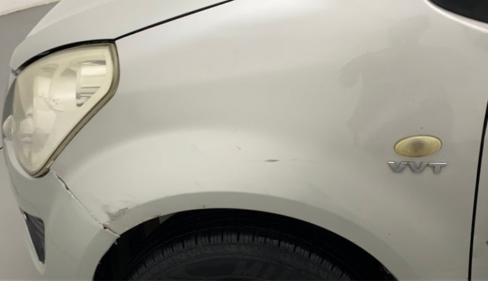 2014 Maruti Ritz VXI ELATE LIMITED EDITION, CNG, Manual, 78,575 km, Left fender - Minor scratches