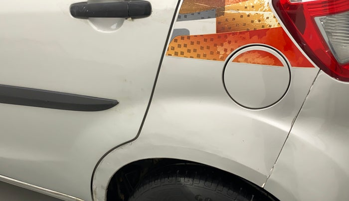 2014 Maruti Ritz VXI ELATE LIMITED EDITION, CNG, Manual, 78,575 km, Left quarter panel - Minor scratches