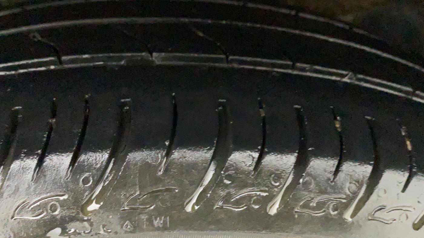 2019 Maruti Baleno DELTA PETROL 1.2, Petrol, Manual, 53,054 km, Left Rear Tyre Tread