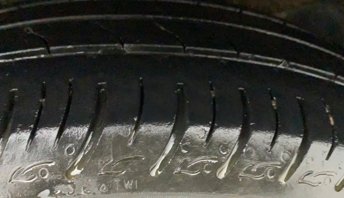 2019 Maruti Baleno DELTA PETROL 1.2, Petrol, Manual, 53,054 km, Left Rear Tyre Tread