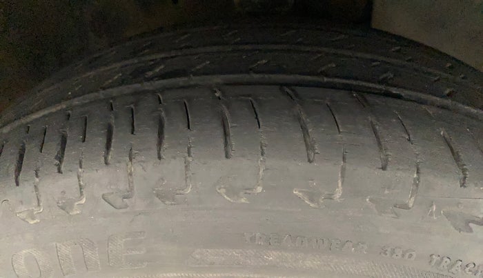 2017 Maruti IGNIS ZETA 1.2 AMT, Petrol, Automatic, 43,148 km, Right Front Tyre Tread