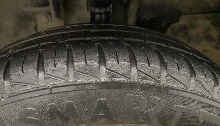 2020 Renault Kwid RXL, Petrol, Manual, 20,366 km, Left Front Tyre Tread