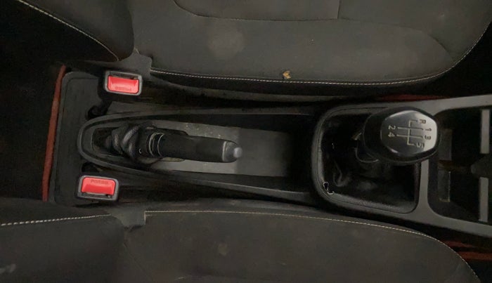 2020 Renault Kwid RXL, Petrol, Manual, 20,366 km, Gear Lever