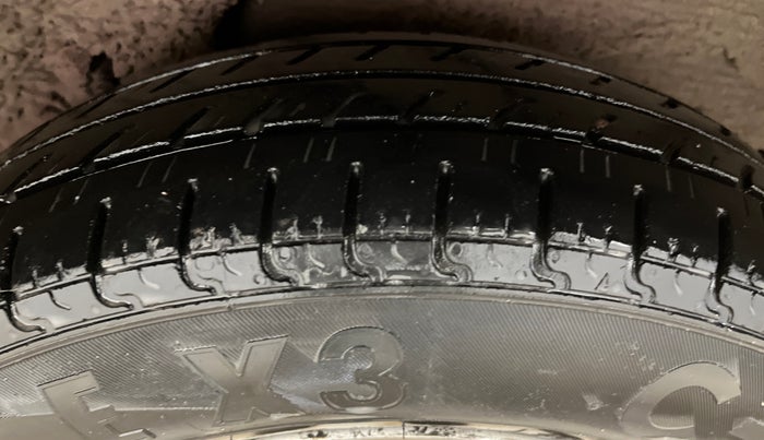 2014 Hyundai i10 MAGNA 1.1, Petrol, Manual, 63,939 km, Left Rear Tyre Tread