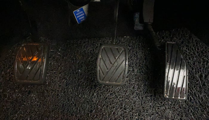 2021 Maruti Baleno ZETA PETROL 1.2, Petrol, Manual, 8,538 km, Pedals