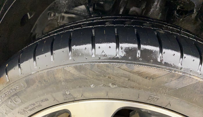 2021 Maruti Baleno ZETA PETROL 1.2, Petrol, Manual, 8,538 km, Left Front Tyre Tread