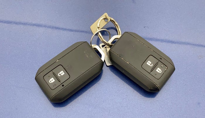 2021 Maruti Baleno ZETA PETROL 1.2, Petrol, Manual, 8,538 km, Key Close Up