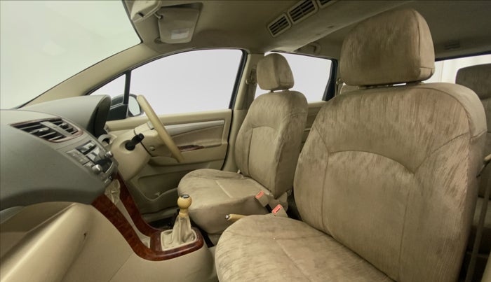 2013 Maruti Ertiga ZDI, Diesel, Manual, 81,548 km, Right Side Front Door Cabin