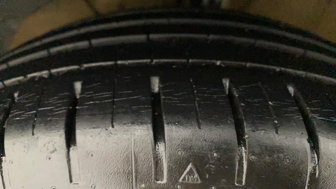 2020 Maruti Baleno ZETA PETROL 1.2, Petrol, Manual, 18,843 km, Left Front Tyre Tread