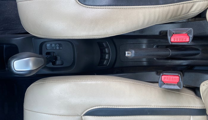 2017 Maruti Wagon R 1.0 VXI AMT, Petrol, Automatic, 79,458 km, Gear Lever