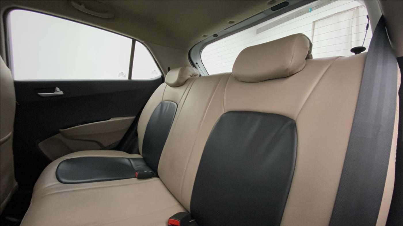 2016 Hyundai Grand i10 ASTA (O) 1.2 KAPPA VTVT, Petrol, Manual, 38,934 km, Right Side Rear Door Cabin