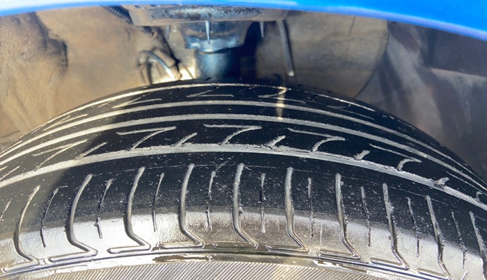 2019 Hyundai Elite i20 SPORTZ PLUS 1.2, Petrol, Manual, 72,389 km, Right Front Tyre Tread