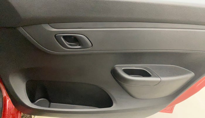 2024 Renault Kwid RXT 1.0 AMT, Petrol, Automatic, 4,535 km, Driver Side Door Panels Control