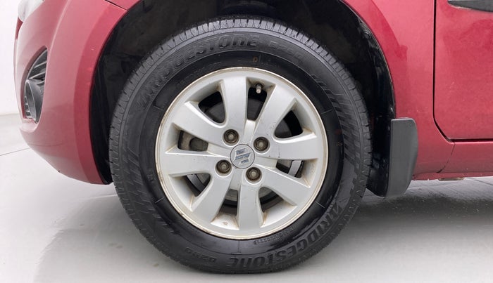 2013 Maruti Ritz ZDI, Diesel, Manual, 35,213 km, Left Front Wheel