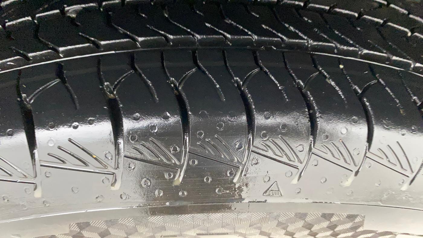 2023 Maruti Grand Vitara ZETA SMART HYBRID, Petrol, Manual, 14,092 km, Right Front Tyre Tread