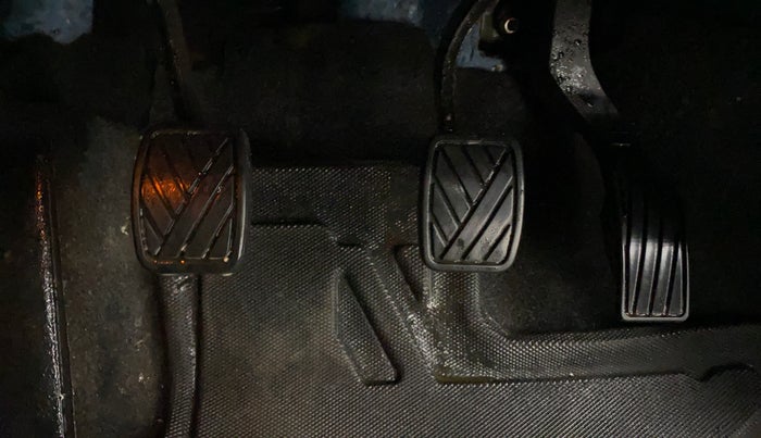 2023 Maruti Grand Vitara ZETA SMART HYBRID, Petrol, Manual, 14,092 km, Pedals
