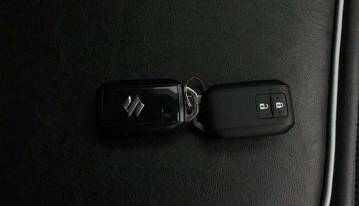 2023 Maruti Grand Vitara ZETA SMART HYBRID, Petrol, Manual, 14,092 km, Key Close Up