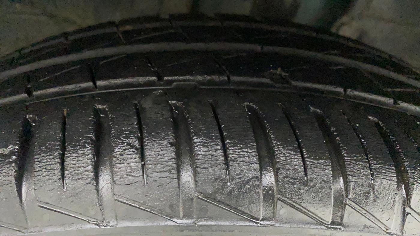2019 Renault Kwid CLIMBER 1.0 AMT (O), Petrol, Automatic, 15,922 km, Right Front Tyre Tread