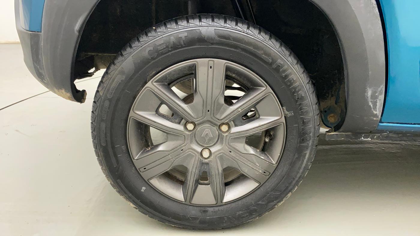 2019 Renault Kwid CLIMBER 1.0 AMT (O), Petrol, Automatic, 15,922 km, Right Rear Wheel