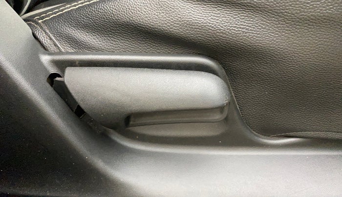 2016 Maruti Swift VXI, Petrol, Manual, 93,007 km, Driver Side Adjustment Panel