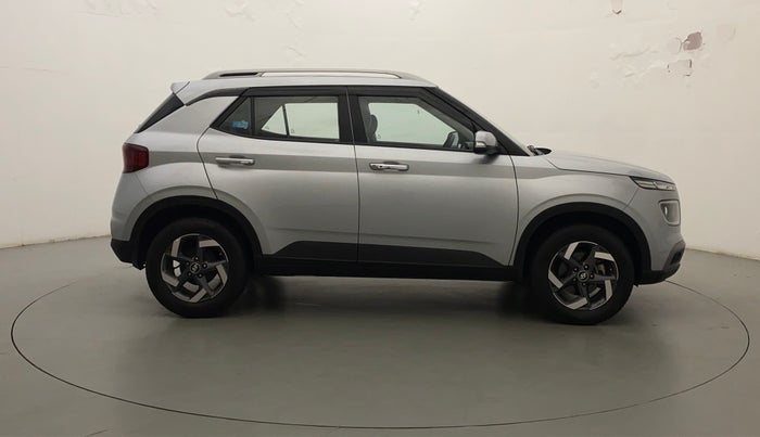 2021 Hyundai VENUE SX 1.0 (O) TURBO, Petrol, Manual, 10,109 km, Right Side