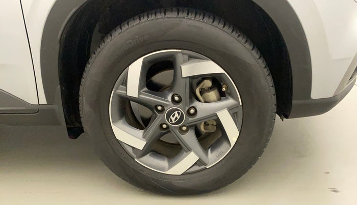 2021 Hyundai VENUE SX 1.0 (O) TURBO, Petrol, Manual, 10,109 km, Right Front Wheel