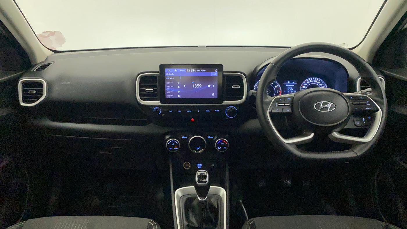 2021 Hyundai VENUE SX 1.0 (O) TURBO, Petrol, Manual, 10,109 km, Dashboard