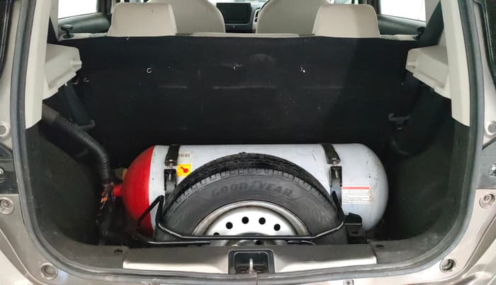2020 Maruti New Wagon-R LXI CNG 1.0, CNG, Manual, 59,194 km, Boot Inside