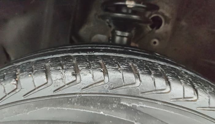 2020 Maruti New Wagon-R LXI CNG 1.0, CNG, Manual, 59,194 km, Left Front Tyre Tread