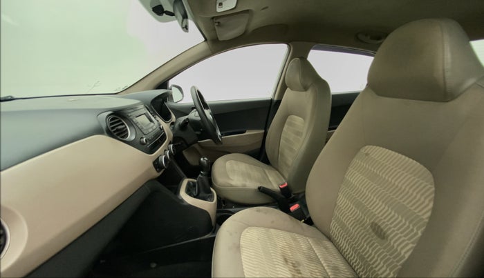 2018 Hyundai Xcent S 1.2, CNG, Manual, 1,19,547 km, Right Side Front Door Cabin