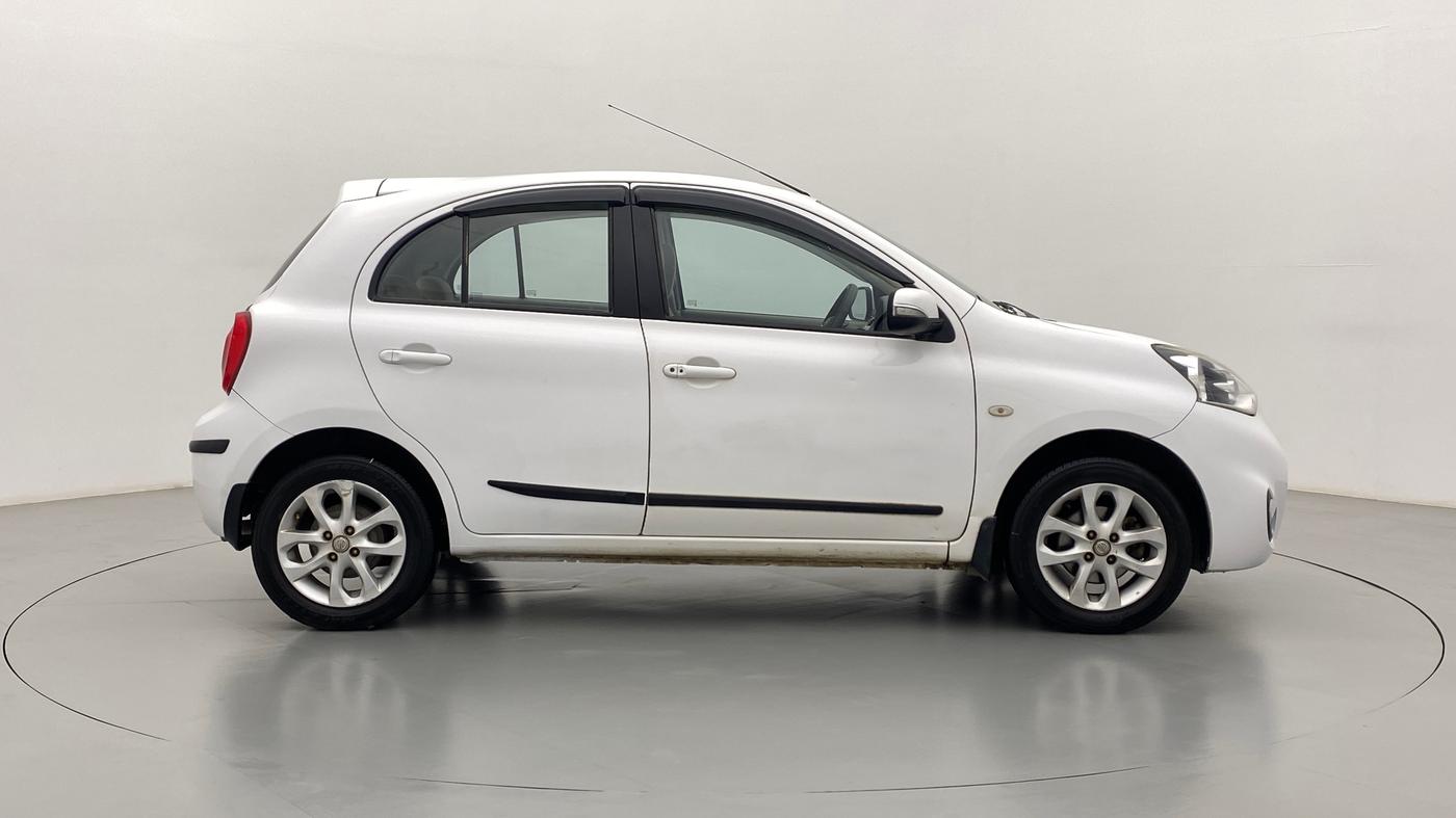 2016 Nissan Micra XV CVT, Petrol, Automatic, 71,750 km, Right Side View