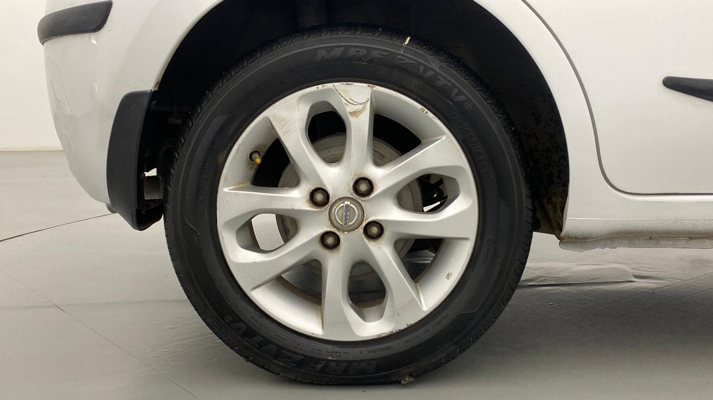 2016 Nissan Micra XV CVT, Petrol, Automatic, 71,750 km, Right Rear Wheel